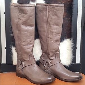 COPY - New with Box Frye Phillip Harness Boots